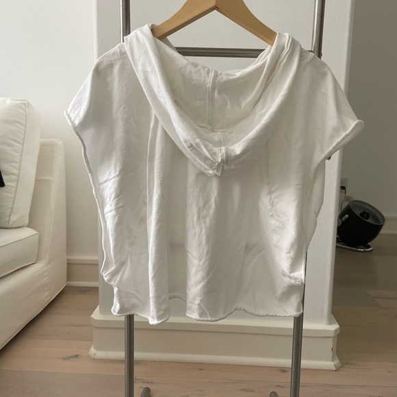 FP Movement by Free People withe crop shirt with hoodie Size Medium - Picture 1 of 3